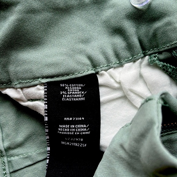 Women’s shorts - Picture 6 of 6